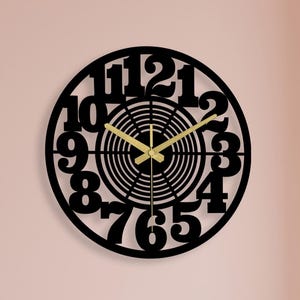 Modern Black Metal Wall Clock: Oversized Silent Numeral Art