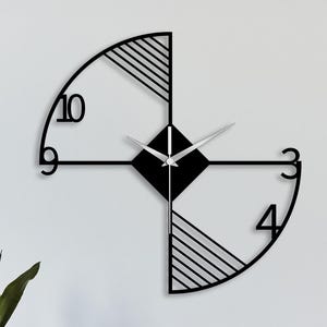 Minimalist Metal Wall Clock: Geometric Art Deco Decor