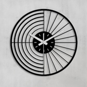 Modern Metal Wall Clock: Geometric Minimalist Design