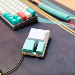 The Pointer One: A Vintage Retro-style Computer Mouse - Etsy
