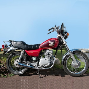 Sticker Decal Honda CM125 Red and white Side Cover Fuel Gas Tank