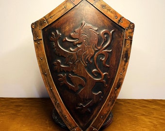 Medieval Leather Dragon Shield: Cosplay Warrior Heater Shield