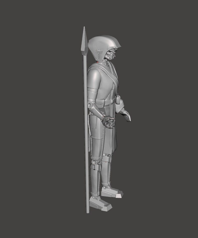 K&ouml;nnte beinhalten: Ein 3D-gedrucktes Modell einer Figur in Grau, die einen Helm tr&auml;gt und eine Lanze h&auml;lt. Die Figur steht mit leicht ge&ouml;ffneten Beinen und die Arme h&auml;ngen an den Seiten. Die Lanze wird in der rechten Hand der Figur gehalten.