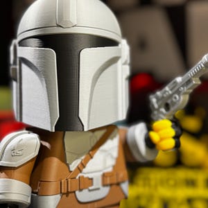 0130 The Chunkalorian – Star Wars Mandalorian Chunker Figurine | 3D Printed Collectible | Geeky Gift for Sci-Fi Fans image 8