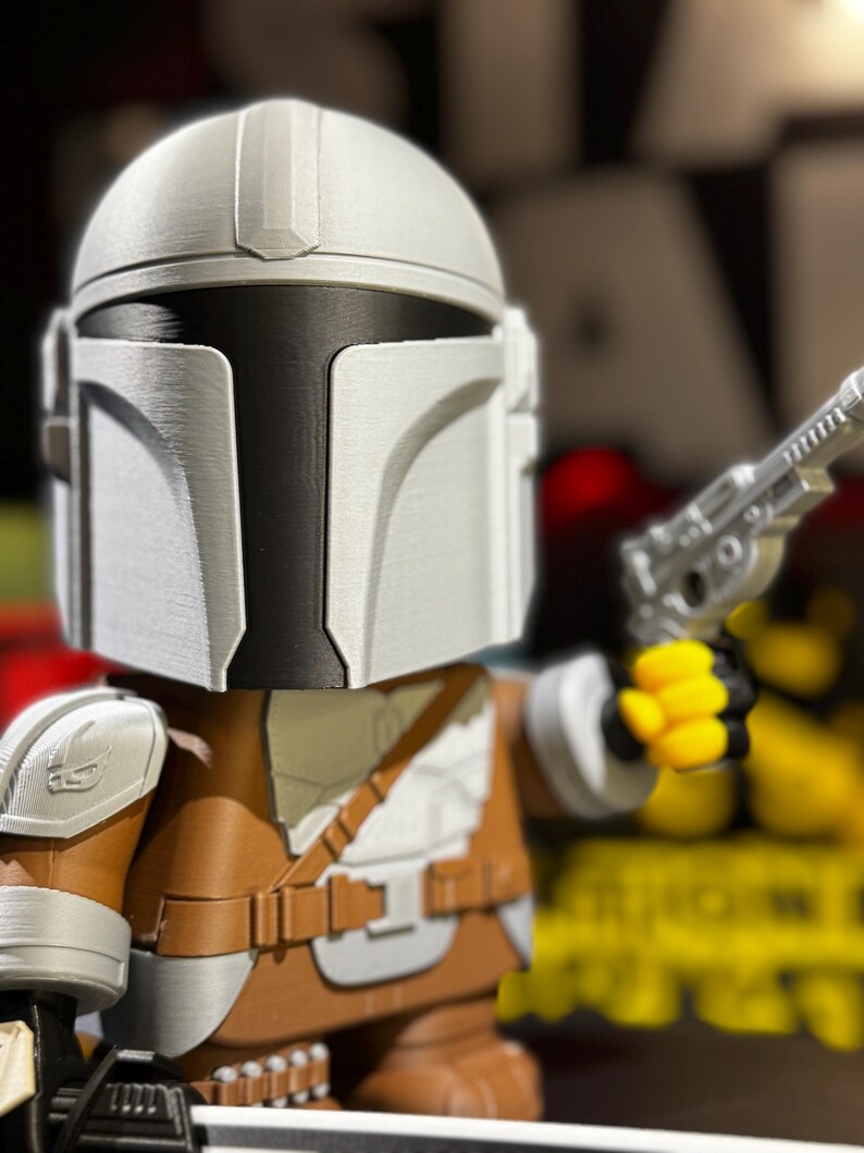 0130 The Chunkalorian – Star Wars Mandalorian Chunker Figurine | 3D Printed Collectible | Geeky Gift for Sci-Fi Fans image 8