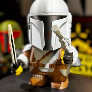 0130 The Chunkalorian – Star Wars Mandalorian Chunker Figurine | 3D Printed Collectible | Geeky Gift for Sci-Fi Fans image 2