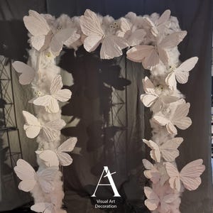 Mariposa gigante de papel de doble capa