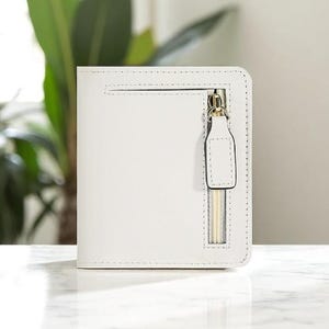 Cartera pequeña para mujer, tarjetero plegable delgado con bloqueo RFID, bolsillo con cremallera y ventana para DNI, minicartera de cuero vegano para regalo.