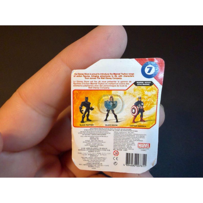Kapten Amerika Actionfigur Mini Märken Disney Store Marvel bild 2