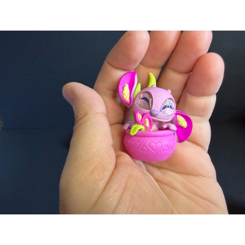 Angel Disney Doorables In Bloom Figure, Lilo & Stitch Mini Collectible image 3