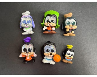 Figuras Disney Doorables de Goofy: varios estilos y atuendos
