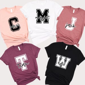 Camiseta personalizada con nombre de grupo para ella Camiseta con letras personalizadas Camiseta con monograma Camiseta con inicial personalizada Camiseta con nombre minimalista Camiseta con nombre personalizada