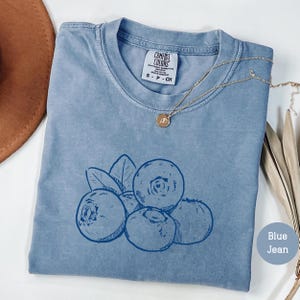 Comfort Colors® Vintage Blueberry T-Shirt Pastel Drawing Berries Shirt Retro Fruit Graphic Tee Retro Fruit Graphic Tee Summer Vacation Shirt