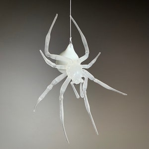 Art Glass White Spider Sculpture Bild 2