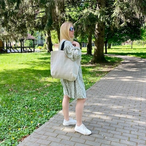 Einkaufstasche mit Tasche - minalistische Alltagstasche, umweltfreundliche Einkaufstasche, Reisetasche, Strandtasche, stilvolle Markttasche