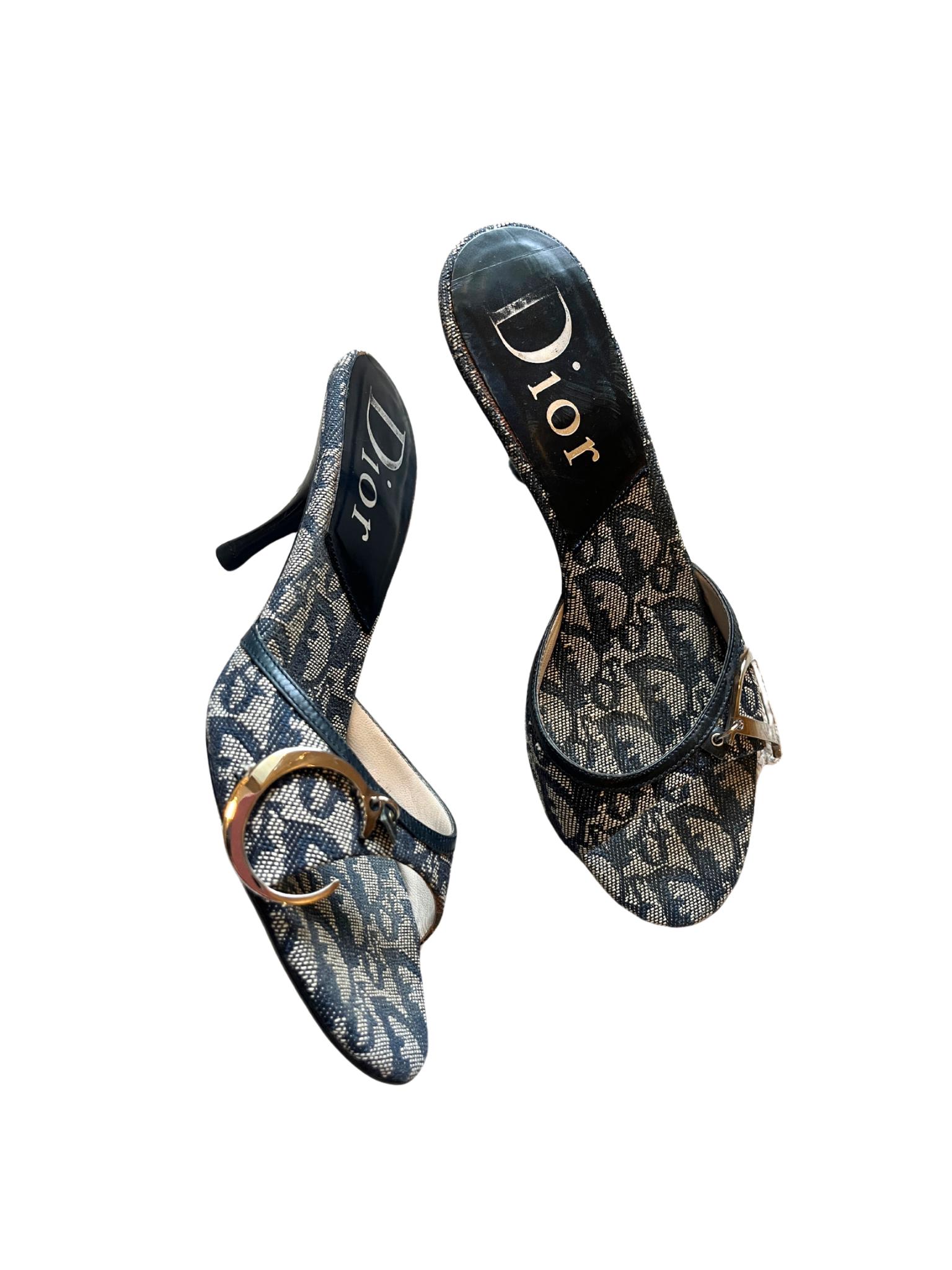靴 Dior by John Galliano trotter pumps Dior by John Galliano trotter pumps Vintage 90's CHRISTIAN