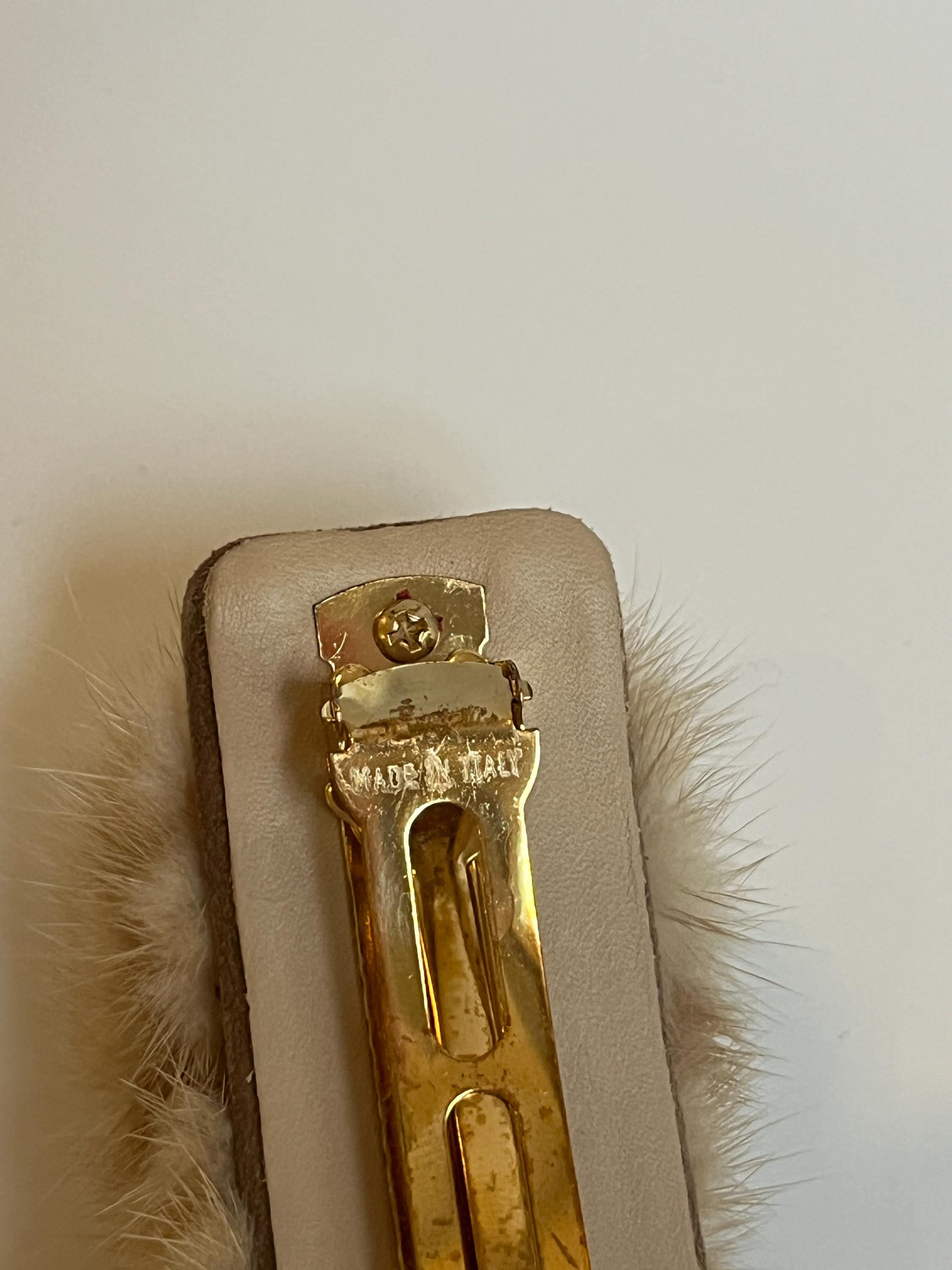 Rare Vintage Salvatore Ferragamo Mink Fur Hair Clip Barette  display picture 3