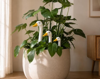 Resin Goose Houseplant Stake, Cute Indoor Plant Decor, Peeking Duck Ornament, Monstera Plant Accessory, Potted Goose Gift (Single or Set)