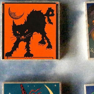 CONJUNTO de 6 presentes de ímãs de arte em madeira de bruxa de Halloween - lua cheia, abóbora, cartão postal vintage, vassoura, gato preto #17