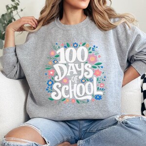 Felpa girocollo 100 giorni di scuola Felpa 100° giorno di scuola per insegnante Felpa felice 100 giorni di scuola Regalo carino per insegnante