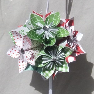  Christmas Themed Origami Paper Flower Bouquet : Home & Kitchen