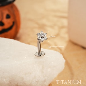 14G Threadless Titanium Belly Button Piercing/CZ Flower Navel Piercing/Danity Navel Ring/Floating Belly Ring/Curved Barbell/Gifts for Her