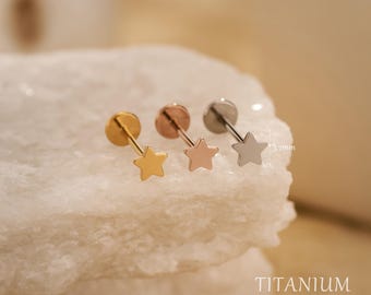 16G Titan fadenlose flache Rückseite Ohrstecker / Knorpel / Muschel / Helix / Tragus Ohrstecker / Push Pin Labret Bolzen / winziger Stern / 6 MM / 8 MM
