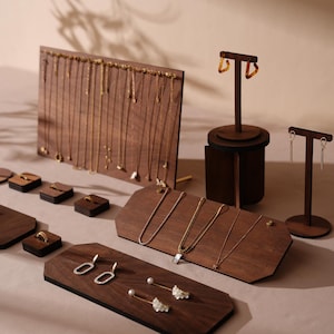 Walnut Veneer Jewelry Display Set: Portable Booth Organizer