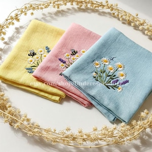 Custom Daisy Flower and Bee Hand Embroidered Handkerchiefs Personalized Linen Embroidered Hankie For Bridesmaid Wedding Hankie For Bride