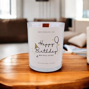 A scented candle &#39;Happy Birthday&#39;. The perfect gift for loved ones, for her and for him, for friends and family.