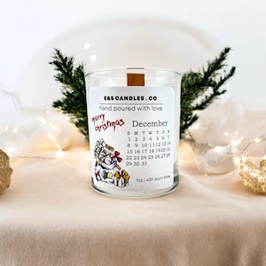 A scented soy candle. The perfect gift for her and him. A gift for Christmas.