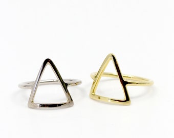 Modern Triangle Ring, Sterling Silver or Gold Vermeil, Simple Triangle Ring, Geometric Ring, Minimal Ring, Fire Sign Zodiac Ring // BB-R007
