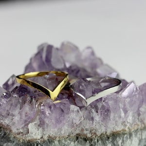 Chevron Wishbone Ring, Sterling silver or Vermeil Chevron Ring, Minimal Ring, V style Chevron, Stacking ring, Layering Ring // BB-R004