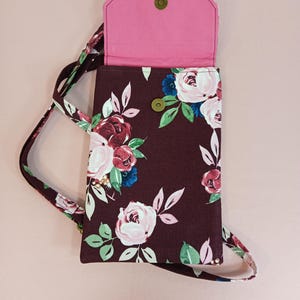 Cell Phone Bag with zippered pocket, Crossbody Phone Bag, Smartphone Purse, Adjustable Strap Floral Mobile Phone Bag, Small Messenger Bag