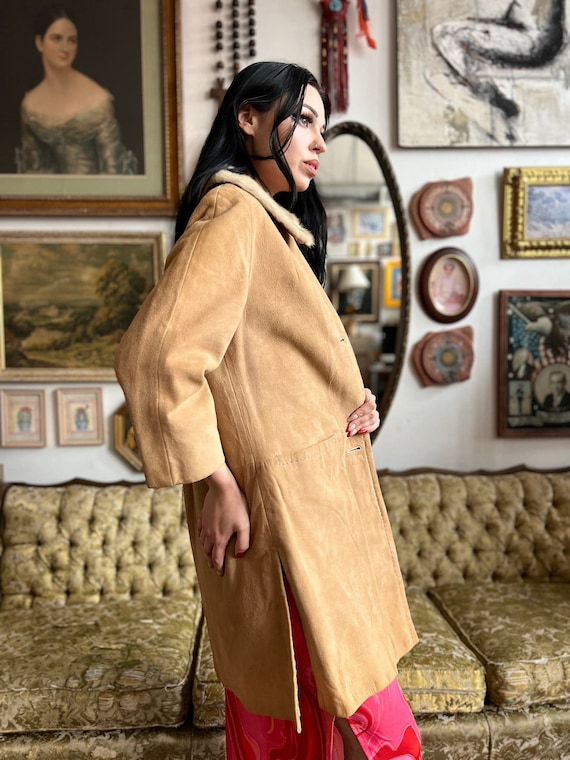 70s Handmade Vintage Suede Jacket w Fur Collar Si… - image 10