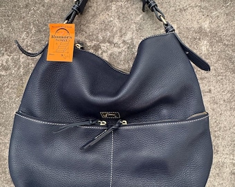 Dooney and Bourke Navy Leather Purse With Dust Bag