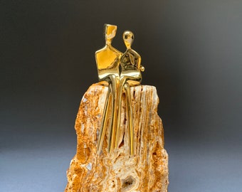 Golden Anniversary gift, 50 years of marriage, 5O years wedding anniversary. Unique stone and gold sculpture. Anniversary gift for parents.