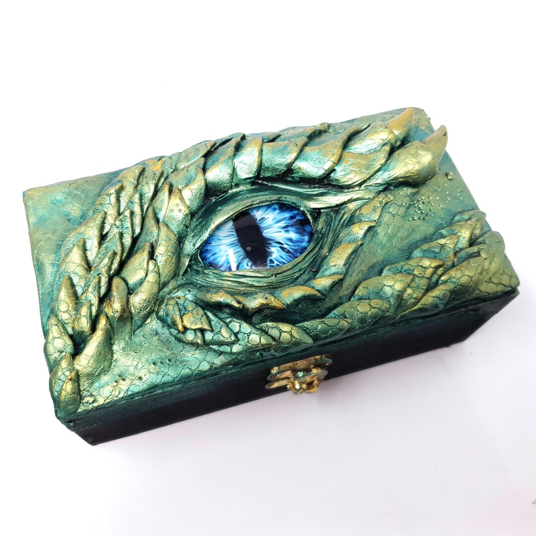 Dragon Eye Box green and Gold Etsy