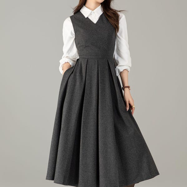 Grey Wool Midi Pinafore Dress: Vintage Style Pleated Jumper, Sleeveless dress, Custom, Xiaolizi 6498