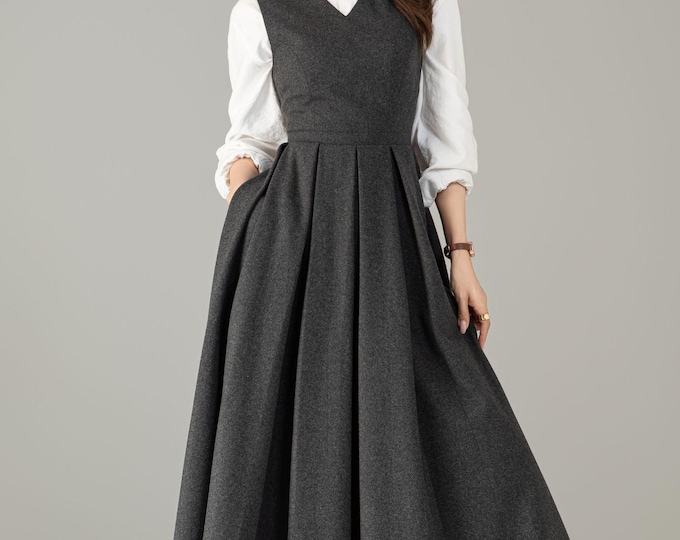 Grey Wool Midi Pinafore Dress: Vintage Style Pleated Jumper, Sleeveless dress, Custom, Xiaolizi 6498