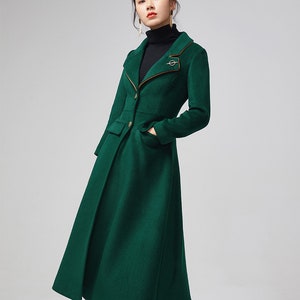 Long Sleeve Lapel Collar Single Breasted Wool Blend Coat With Brooch, Women Green Swing Hem Long Wool Coat xiaolizi 2-2202#