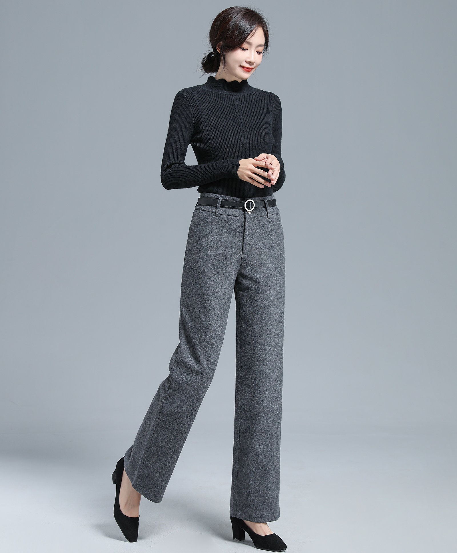 High Waisted Light Wash Pleated Wide Leg Jeans