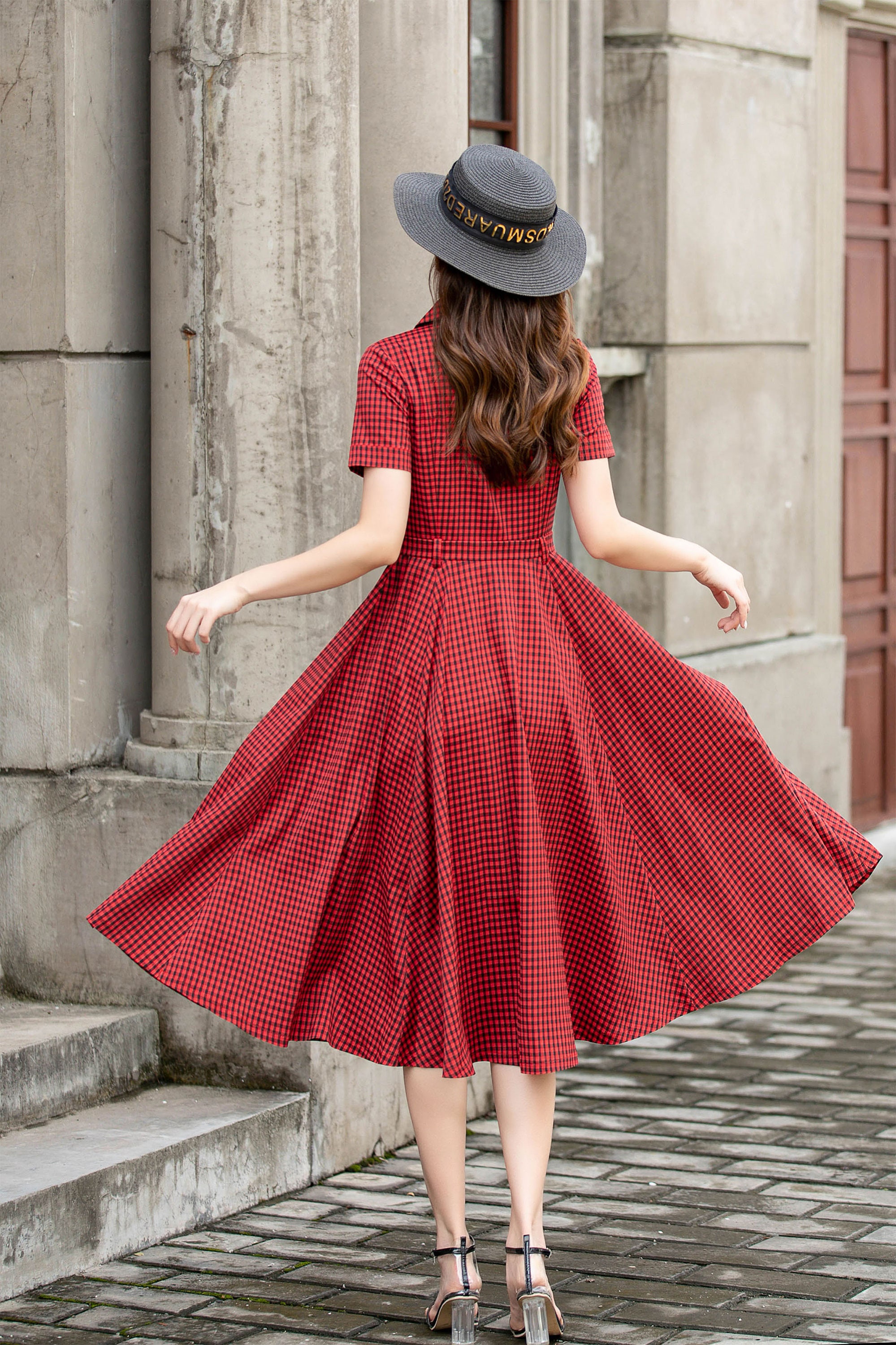 カラフルチェックドレス チェック柄シャツドレス、スイングシャツドレス、レッドミディ