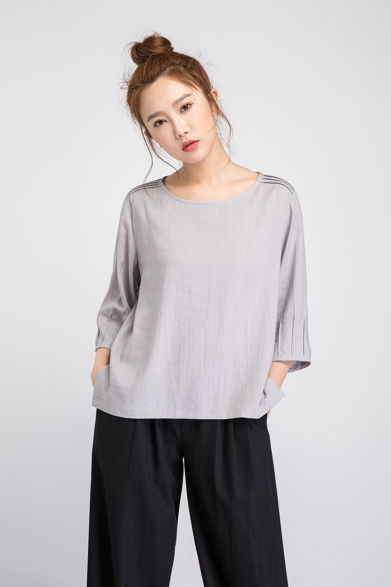 Blouse en lin ample, haut en lin blanc, chemise en lin grande taille, haut d'été pour femme, haut surdimensionné, haut en lin pour femme 77711 Light gray-1928