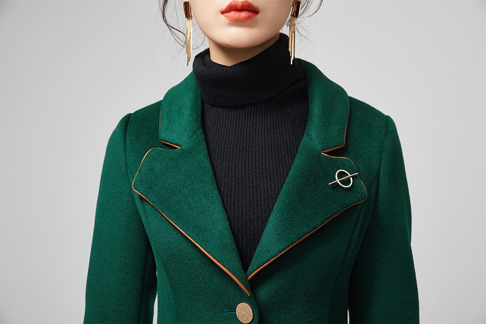 Long Sleeve Lapel Collar Single Breasted Wool Blend Coat