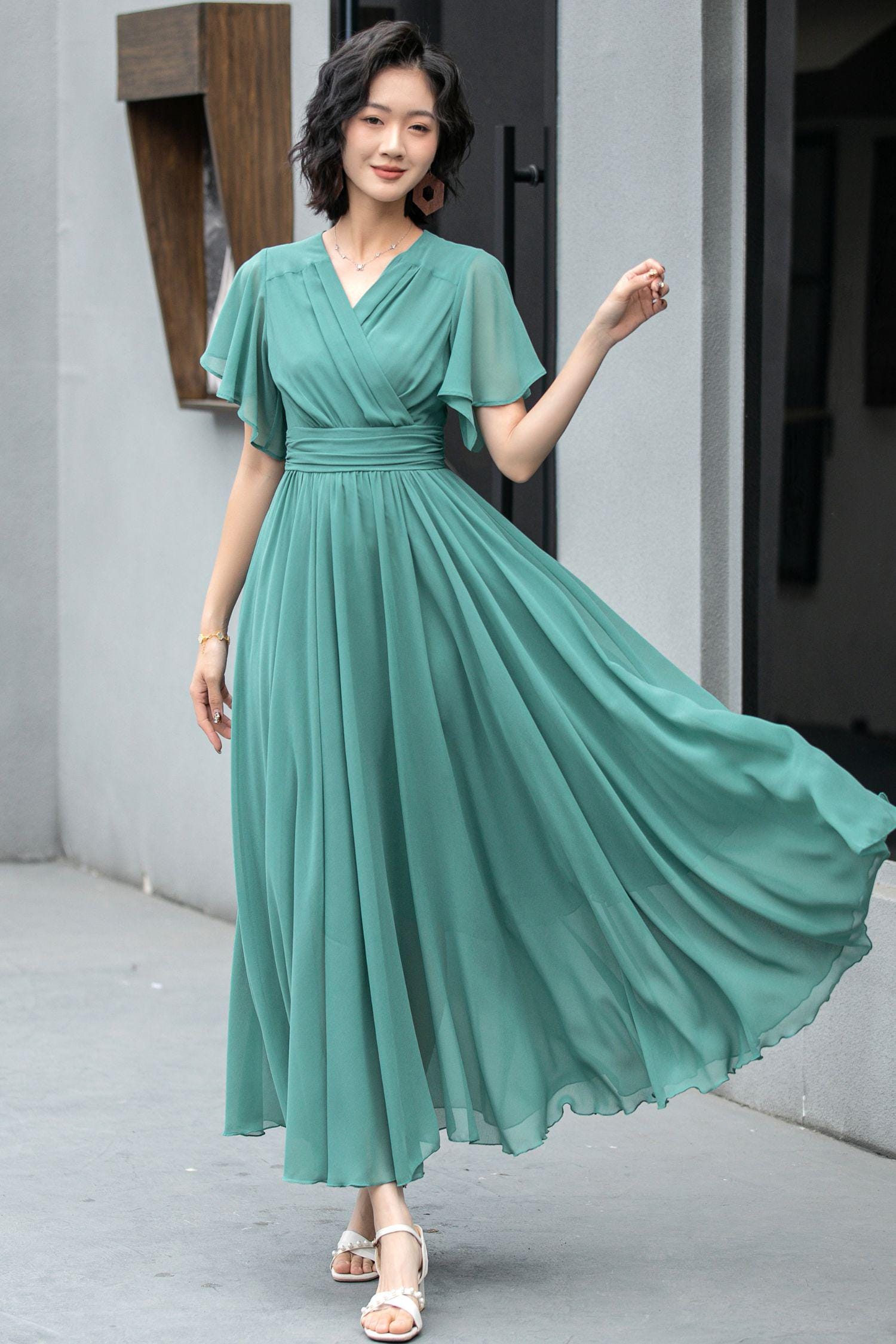 empire waist chiffon dress La Femme Empire-Waist Ruched Chiffon Prom Dress 20134 Jungle Green / 00