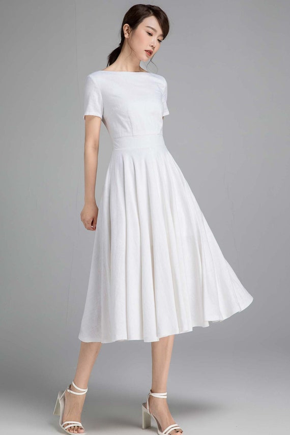 Swing fit and flare dress in white 2340# Swing fit and flare dress in white 2340#