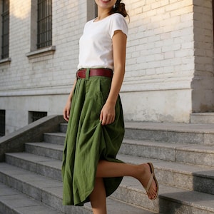 Family Gatherings, Linen skirt, Linen Midi skirt with pockets, women linen skirt, green bubble skirt, summer skirt, made to order 0984# image 5