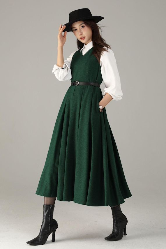 slim fit dress slacks Charming Long Dark Green Sleeveless Beading Prom Dresses Long Slit Online main image 0