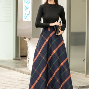 Vintage 1950s Blue Plaid Wool Maxi Skirt, Long Winter Wool Skirt for ...